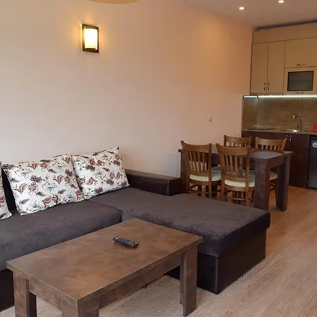 Apartament Goldi 85 *